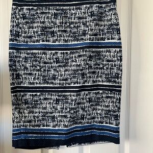 Elegant Black and Blue Patterned Women's Pencil Skirt